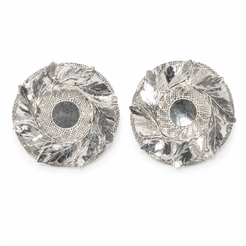 Vintage 925 Sterling Silver Openwork Leaf Disc Stud Earrings